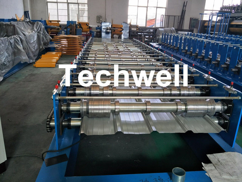 0-15m/min que forma o rolo de aço do painel do telhado da cor da elevada precisão da velocidade que forma a máquina com condução Chain