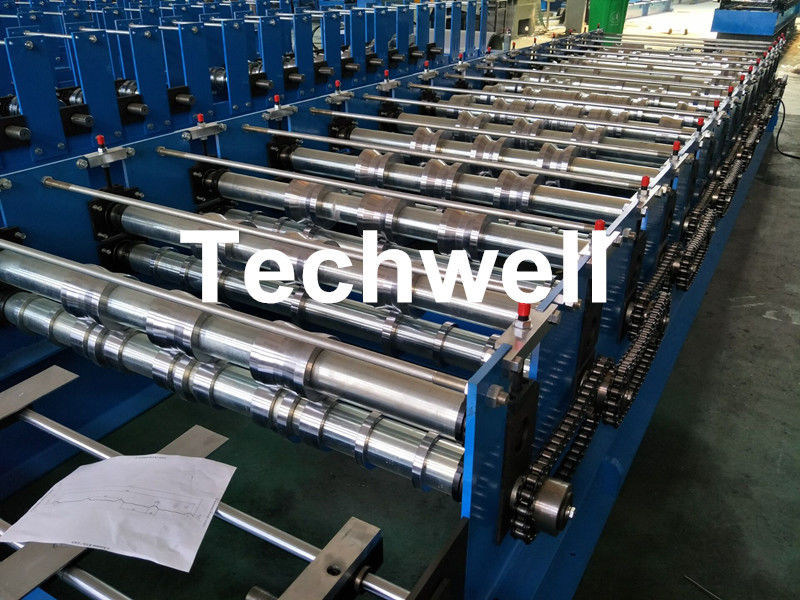 0-15m/min que forma o rolo de aço do painel do telhado da cor da elevada precisão da velocidade que forma a máquina com condução Chain