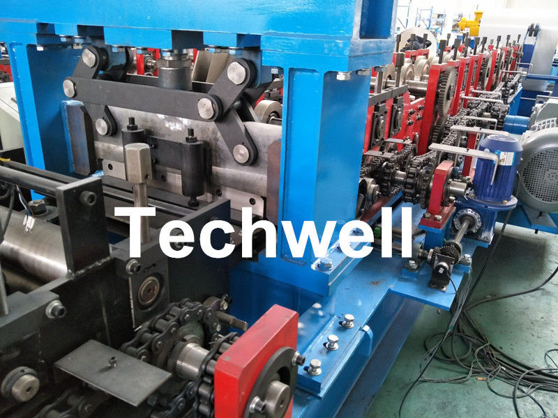 O Purlin galvanizado da CZ da folha lamina a formação da máquina com dispositivo do Pre-corte & transmissão Chain de 1,5 polegadas