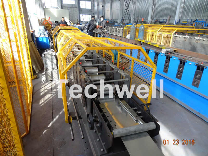 Rolo galvanizado do canal da bobina C que forma a máquina, rolo do Purlin de C que forma a máquina com transmissão Chain