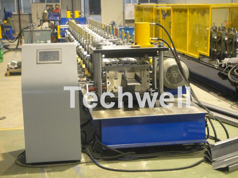 A seção de C lamina a formação do rolo do canal da máquina/C que forma a máquina com espessura de formação de 1.5-3.0mm