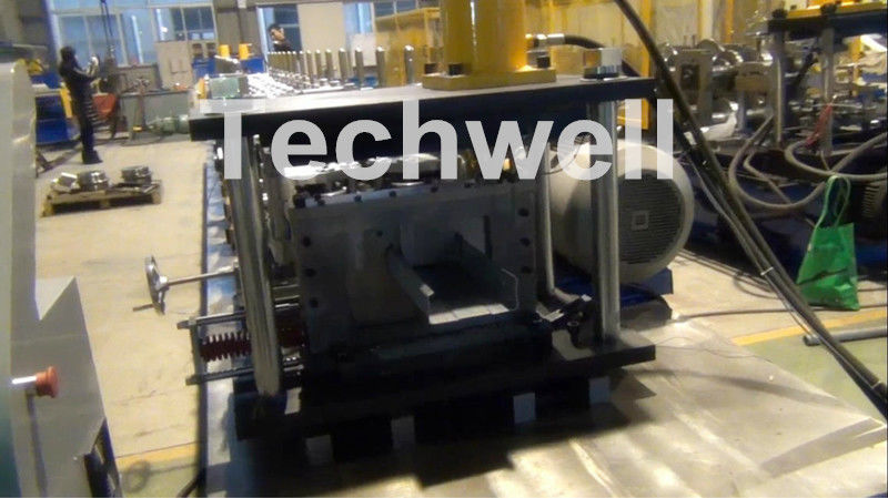 A seção de C lamina a formação do rolo do canal da máquina/C que forma a máquina com espessura de formação de 1.5-3.0mm